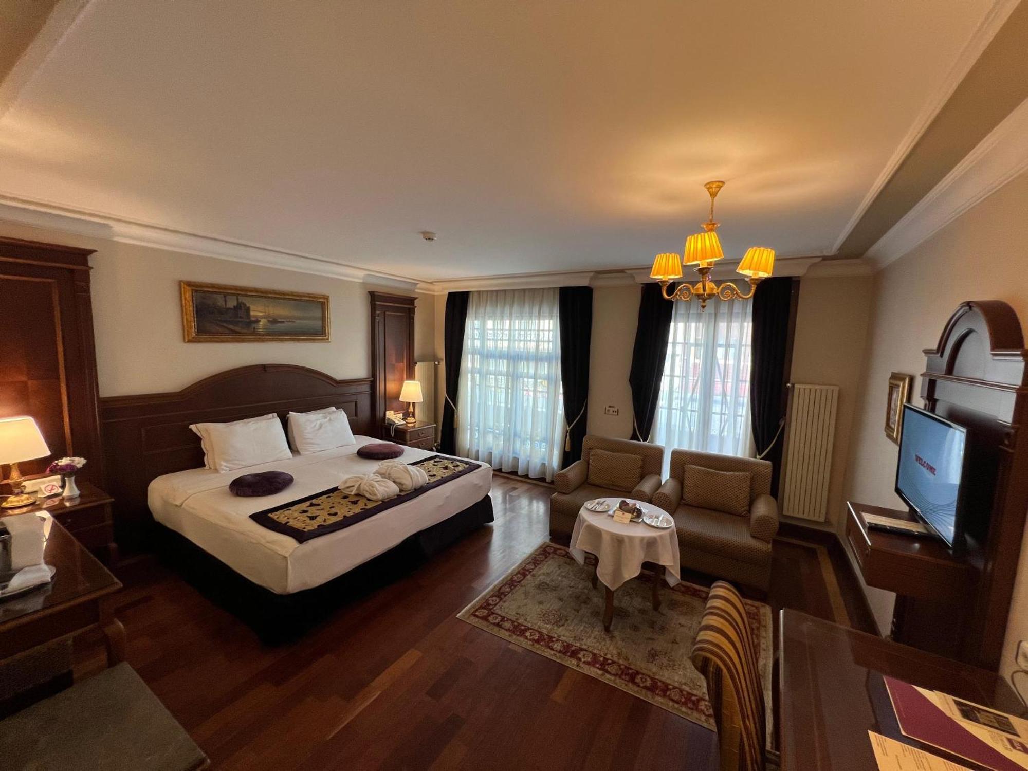Glk Premier Regency Suites & Spa Istanbul Exterior photo